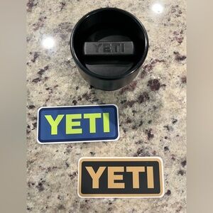 YETI Leakproof Commuter Cap with Stickers